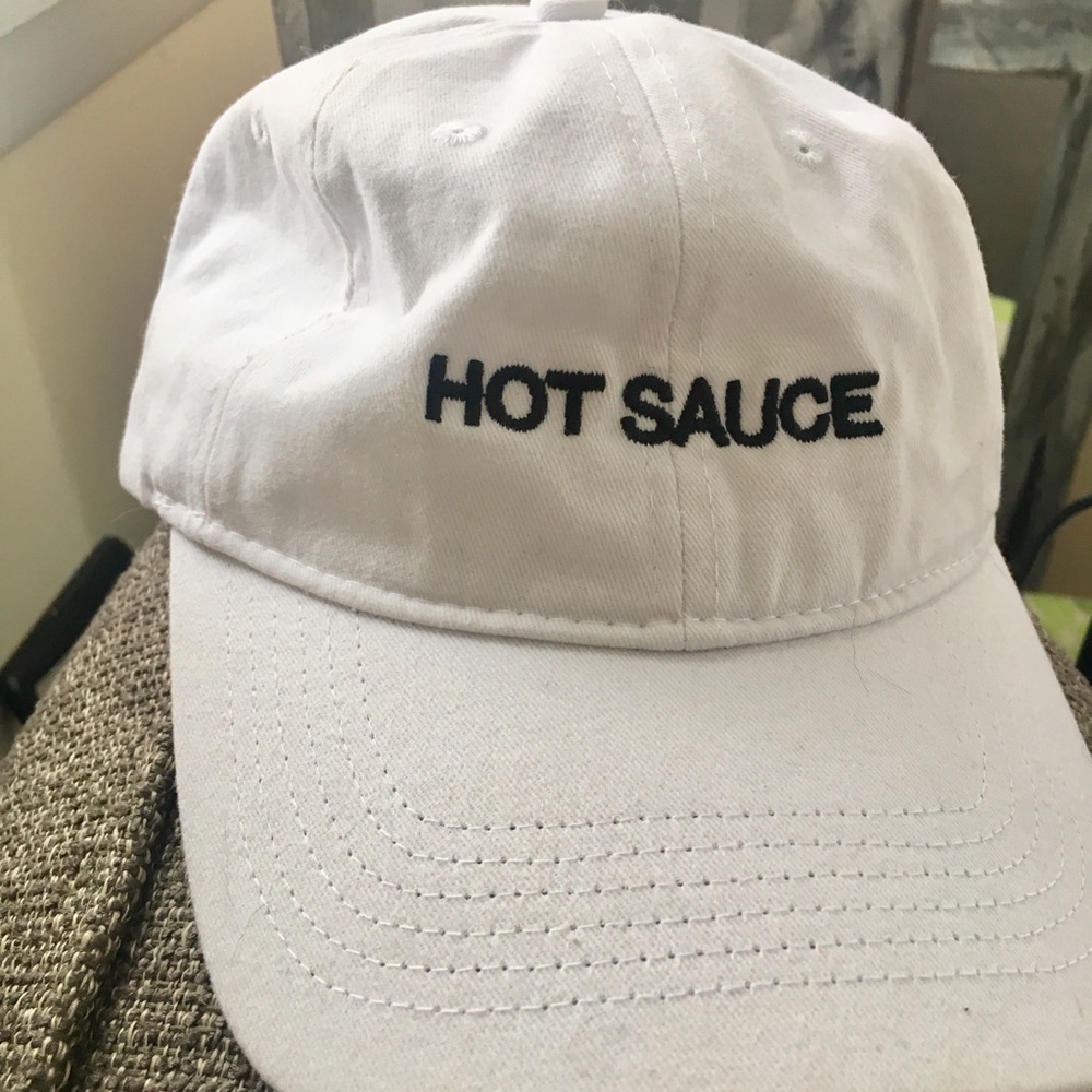 Beyoncé formation hot sauce hat